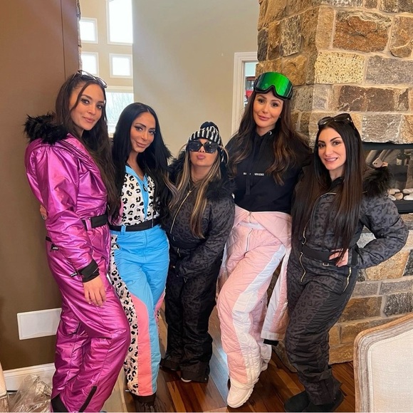 TIPSY ELVES WOMEN'S MIDNIGHT LEOPARD SNOW SUIT - M - Picture 11 of 12